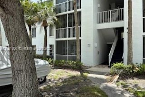Condo in Port St. Lucie, Florida, 2 bedrooms  № 1809724 - photo 29