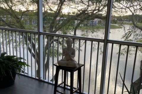 Купить кондоминиум в Дорал, Флорида 3 спальни, 157.93м2, № 1934115 - фото 24