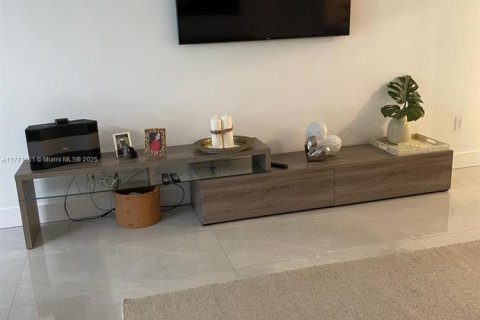 Купить кондоминиум в Дорал, Флорида 3 спальни, 157.93м2, № 1934115 - фото 13