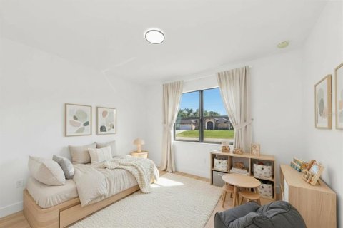 Купить виллу или дом в Норт-Порт, Флорида 9 комнат, 223.06м2, № 2287257 - фото 23