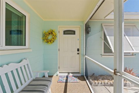 House in Port Charlotte, Florida 2 bedrooms, 145.67 sq.m. № 1732935 - photo 6