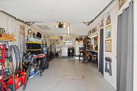 House in Port Charlotte, Florida 2 bedrooms, 145.67 sq.m. № 1732935 - photo 26