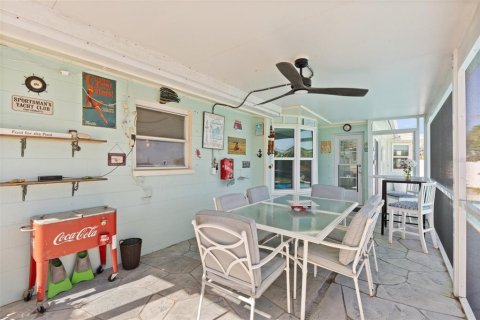 House in Port Charlotte, Florida 2 bedrooms, 145.67 sq.m. № 1732935 - photo 28