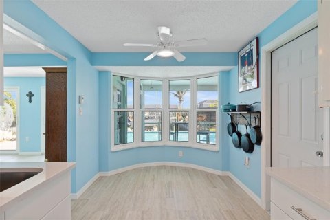 House in Port Charlotte, Florida 2 bedrooms, 145.67 sq.m. № 1732935 - photo 14