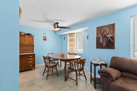 House in Port Charlotte, Florida 2 bedrooms, 145.67 sq.m. № 1732935 - photo 15
