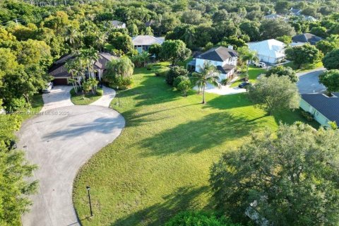 Land in Cutler Bay, Florida № 1892468 - photo 4