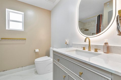 Villa ou maison à vendre à Miami, Floride: 3 chambres, 177.63 m2 № 1715277 - photo 29