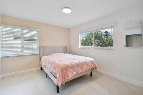 Villa ou maison à vendre à Miami, Floride: 3 chambres, 177.63 m2 № 1715277 - photo 27