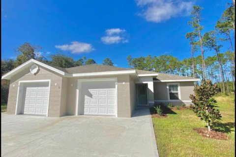 Commercial property in Palm Coast, Florida 6 bedrooms, 225.75 sq.m. № 2198711 - photo 3