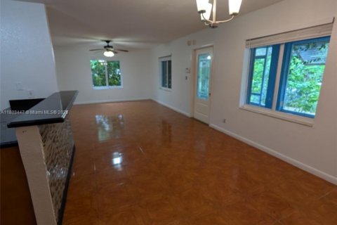 Casa en venta en Hollywood, Florida, 4 dormitorios, 147.71 m2 № 1944978 - foto 8
