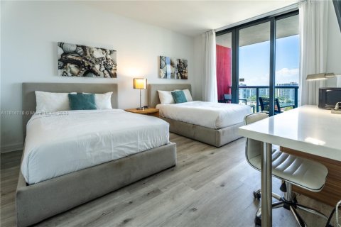 Купить кондоминиум в Халландейл-Бич, Флорида 2 спальни, 96.34м2, № 2032175 - фото 18