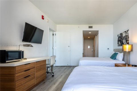 Купить кондоминиум в Халландейл-Бич, Флорида 2 спальни, 96.34м2, № 2032175 - фото 17