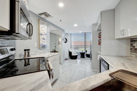 Condominio en venta en St. Lucie, Florida, 2 dormitorios, 115.11 m2 № 2087262 - foto 7