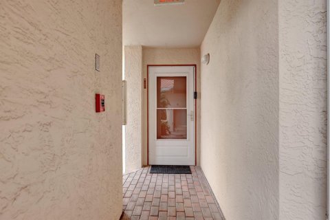 Condominio en venta en St. Lucie, Florida, 2 dormitorios, 115.11 m2 № 2087262 - foto 3