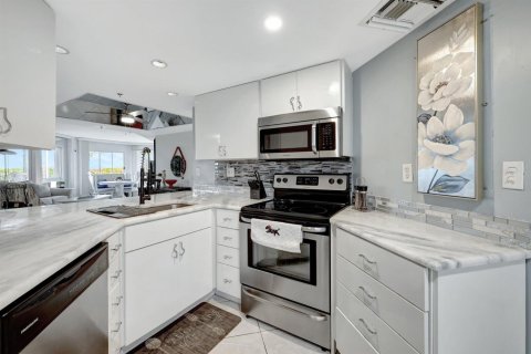 Condominio en venta en St. Lucie, Florida, 2 dormitorios, 115.11 m2 № 2087262 - foto 6