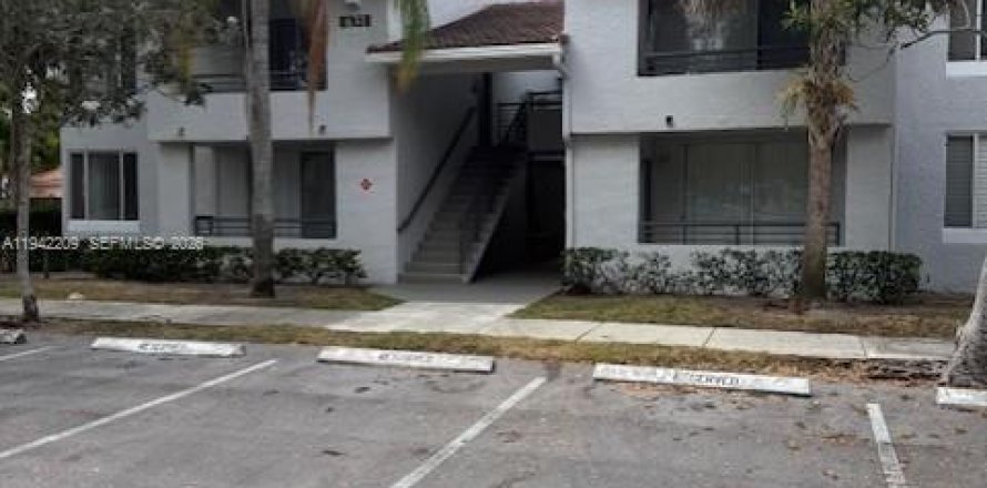 Condo in Coconut Creek, Florida, 1 bedroom № 2059765