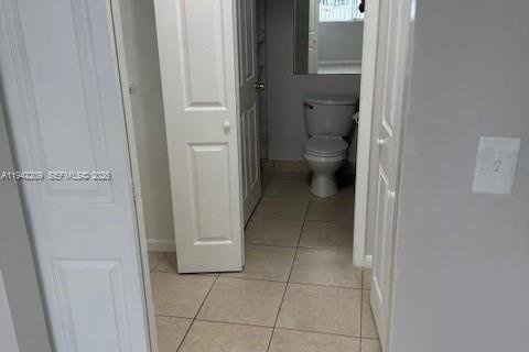 Condo in Coconut Creek, Florida, 1 bedroom № 2059765 - photo 9