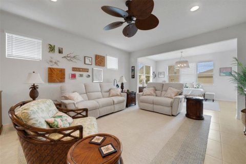 Villa ou maison à vendre à Davenport, Floride: 3 chambres, 215.53 m2 № 2289881 - photo 12