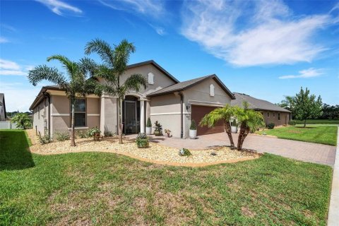 House in Davenport, Florida 3 bedrooms, 215.53 sq.m. № 2289881