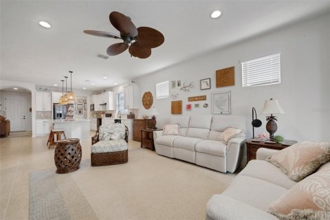 Villa ou maison à vendre à Davenport, Floride: 3 chambres, 215.53 m2 № 2289881 - photo 13