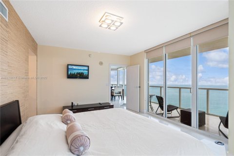 Copropriété à louer à Sunny Isles Beach, Floride: 2 chambres, 132.2 m2 № 2154439 - photo 11