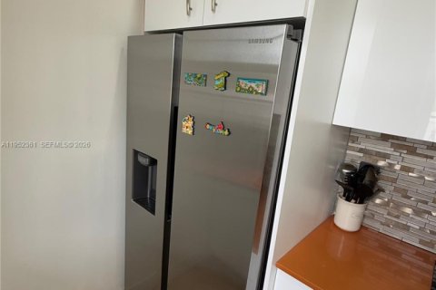 Casa en venta en Miami, Florida, 3 dormitorios, 97.92 m2 № 2008010 - foto 9