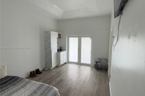 Casa en venta en Miami, Florida, 3 dormitorios, 97.92 m2 № 2008010 - foto 21