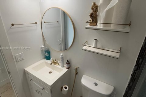 Casa en venta en Miami, Florida, 3 dormitorios, 97.92 m2 № 2008010 - foto 13