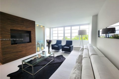 Купить кондоминиум в Майами-Бич, Флорида 1 спальня, 67.17м2, № 2024365 - фото 6