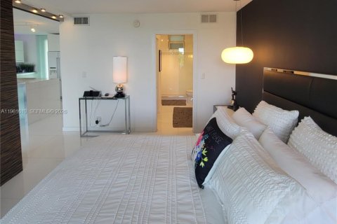 Купить кондоминиум в Майами-Бич, Флорида 1 спальня, 67.17м2, № 2024365 - фото 13