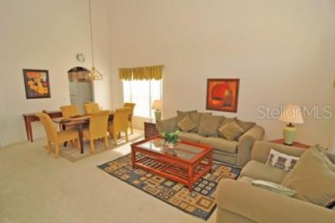 Casa en venta en Kissimmee, Florida, 4 dormitorios, 215.44 m2 № 2384316 - foto 5