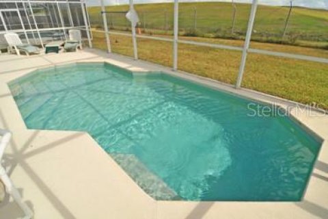 Casa en venta en Kissimmee, Florida, 4 dormitorios, 215.44 m2 № 2384316 - foto 16