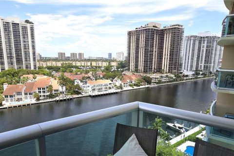 Condo in Sunny Isles Beach, Florida, 1 bedroom  № 1954498 - photo 23