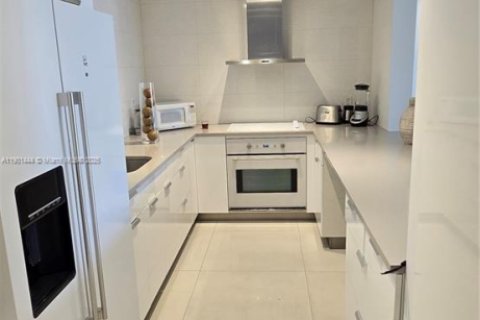 Condo in Sunny Isles Beach, Florida, 1 bedroom  № 1954498 - photo 11
