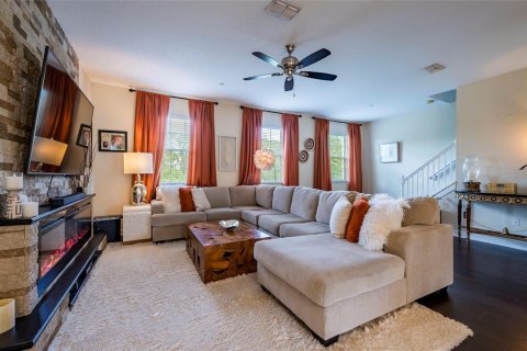 Adosado en venta en Tampa, Florida, 4 dormitorios, 224.45 m2 № 2097411 - foto 16