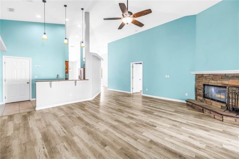 Casa en venta en Pinellas Park, Florida, 5 dormitorios, 201.78 m2 № 2219349 - foto 10