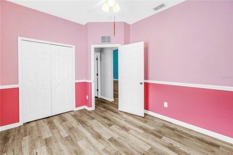 Casa en venta en Pinellas Park, Florida, 5 dormitorios, 201.78 m2 № 2219349 - foto 24