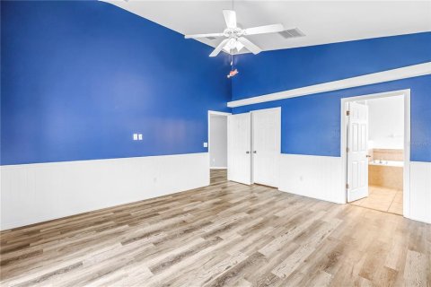 Casa en venta en Pinellas Park, Florida, 5 dormitorios, 201.78 m2 № 2219349 - foto 14