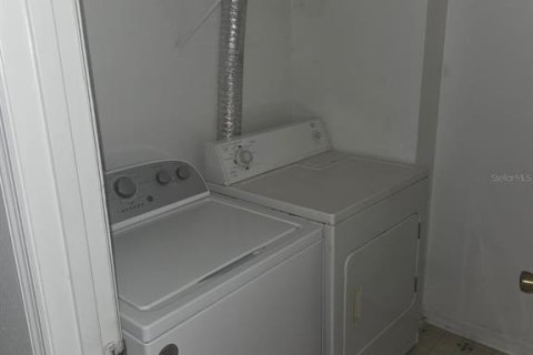 Condo in Orlando, Florida, 2 bedrooms № 2225907 - photo 21