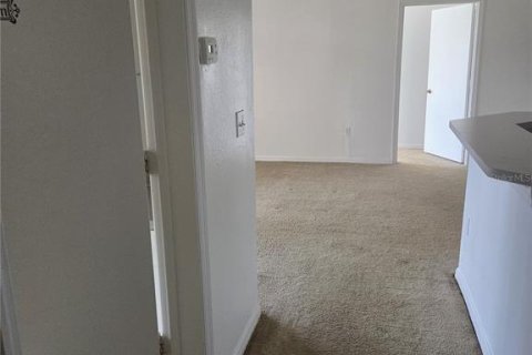 Condo in Orlando, Florida, 2 bedrooms № 2225907 - photo 14