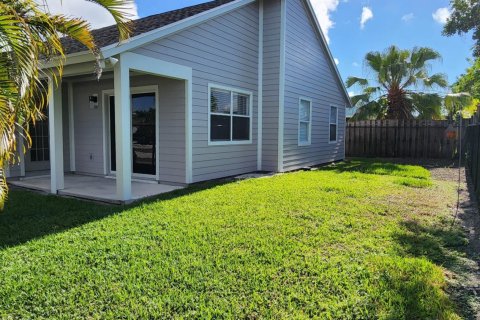 Casa en alquiler en Jupiter, Florida, 4 dormitorios, 143.81 m2 № 1159726 - foto 1