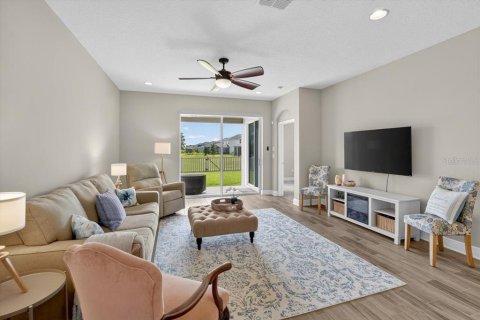 House in Riverview, Florida 5 bedrooms, 278.15 sq.m. № 1843582 - photo 12