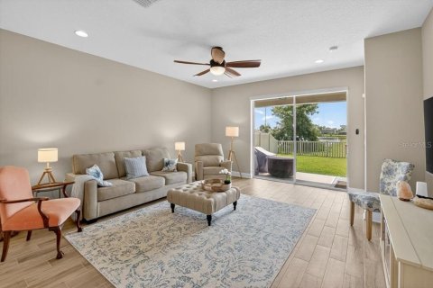 House in Riverview, Florida 5 bedrooms, 278.15 sq.m. № 1843582 - photo 11