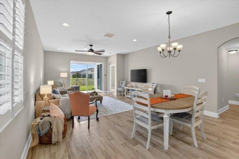 House in Riverview, Florida 5 bedrooms, 278.15 sq.m. № 1843582 - photo 13