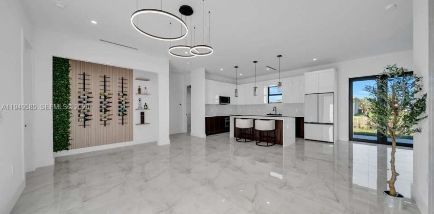 Villa ou maison à Lehigh Acres, Floride 4 chambres, 153.29 m2 № 2005212