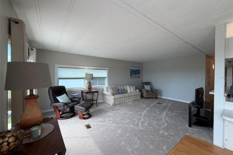Apartment in North Port, Florida 2 bedrooms, 107.02 sq.m. № 2239213 - photo 7