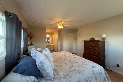 Apartment in North Port, Florida 2 bedrooms, 107.02 sq.m. № 2239213 - photo 16