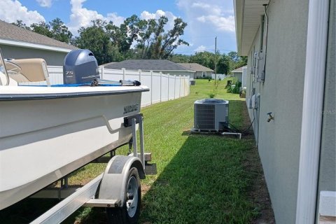 House in Dunnellon, Florida 3 bedrooms, 142.14 sq.m. № 1886734 - photo 3