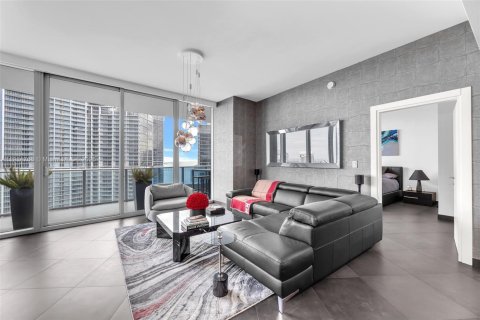 Купить кондоминиум в Майами, Флорида 2 спальни, 139.35м2, № 1970152 - фото 3