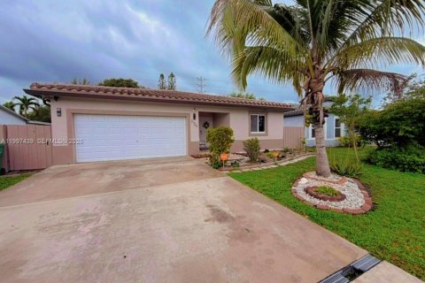 Villa ou maison à Fort Lauderdale, Floride 3 chambres, 146.6 m2 № 2070575